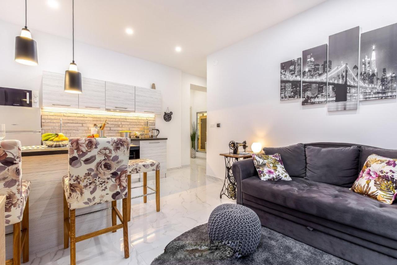 Lidija Apartment With Sauna Рийека Екстериор снимка