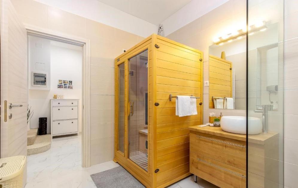 Lidija Apartment With Sauna Рийека Екстериор снимка